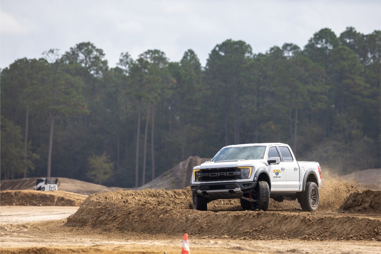 Collective 2023 Off Road Shootout R5-103